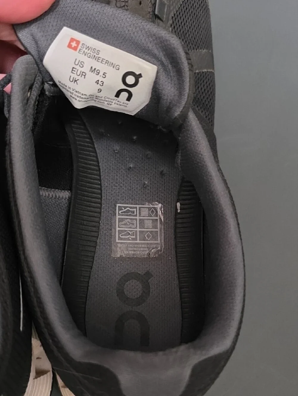 On Running Men’s Black Athletic Shoes with Light Beige Sole